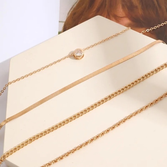 *SAVITA* Gold x Rhinestone Layered Fashion Necklace - Picture 3 of 8